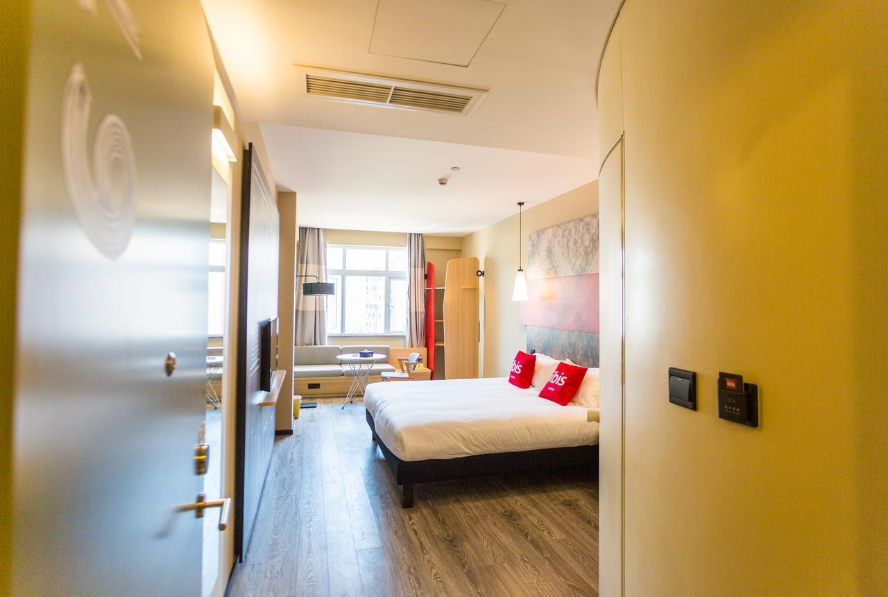 Ibis Wenzhou University Hotel Buitenkant foto